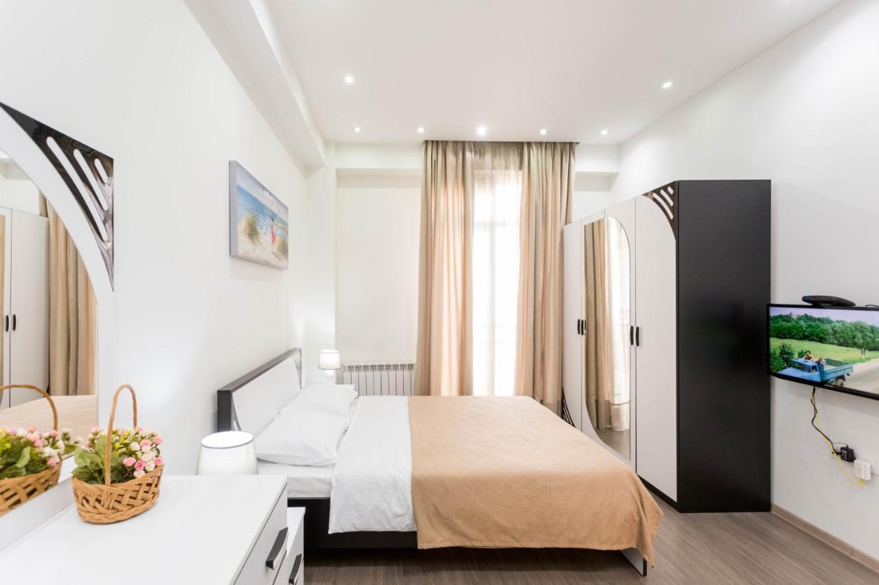 Apartment In The City Center Lll Tbilissi Extérieur photo